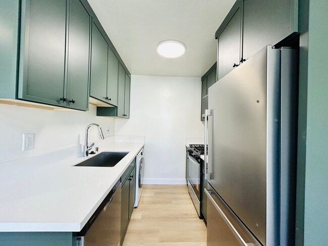 nat105 - nat105 Apartment Unit 208