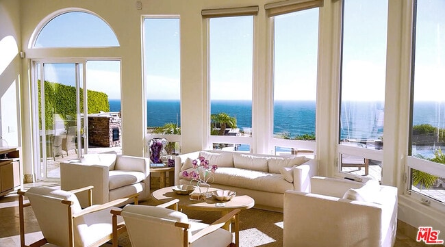 Photo - 31280 Bailard Rd