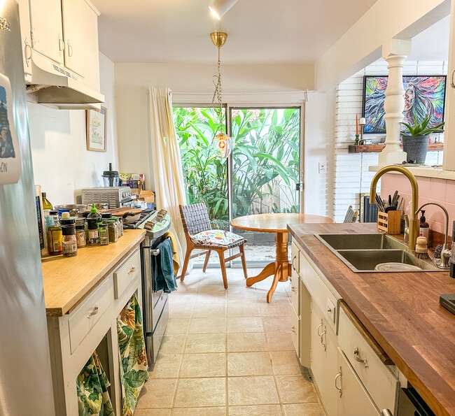 Building Photo - 34458 Camino El Molino
