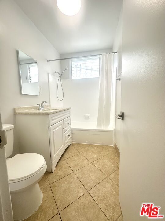 Photo - 8360 Blackburn Ave Unit 4