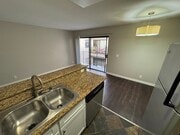 Photo - 1400 Edgemont