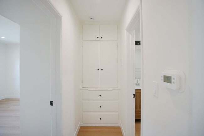 Photo - 14857 Morrison St Unit 14853