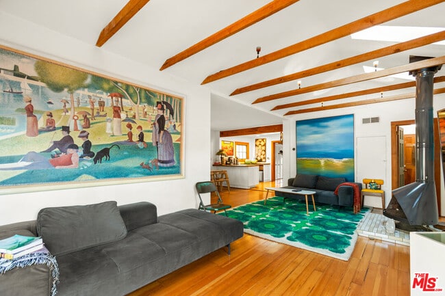 Photo - 416 Sherman Canal