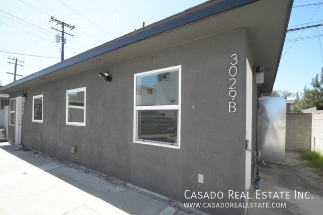 Building Photo - 3029 Pacific Ave Unit B Rental
