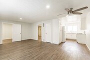 Photo - 18407 Dearborn Street