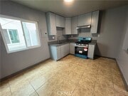 Photo - 1905 W Myrtle St Apartment Unit 3