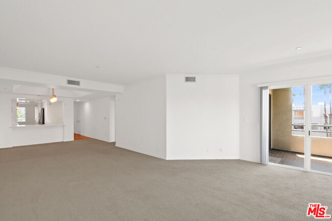 Photo - 122 Ocean Park Blvd Unit 511