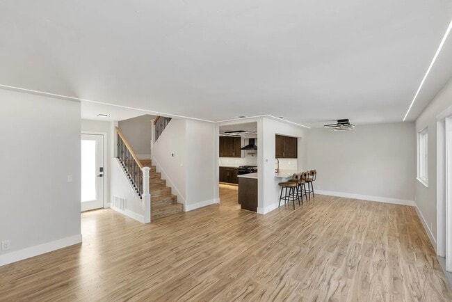 Building Photo - 3106 Avenida Christina Rental