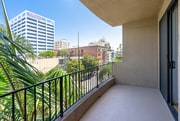 Photo - Hawthorne Regency Apartments