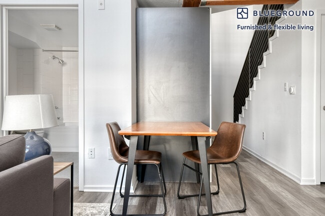 Photo - 4133 Redwood Ave Unit FL4-ID1002