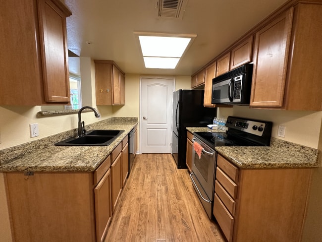 Photo - 12019 Alta Carmel Ct Unit 286