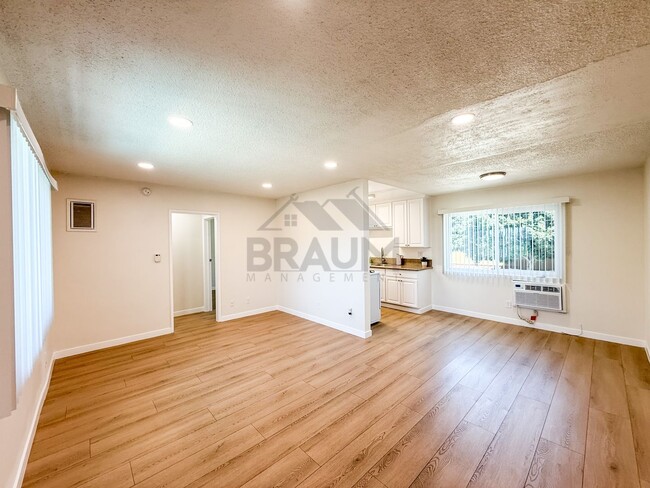 Photo - 6336 Tujunga Ave Unit 4