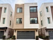 Photo - 1105 Canal St