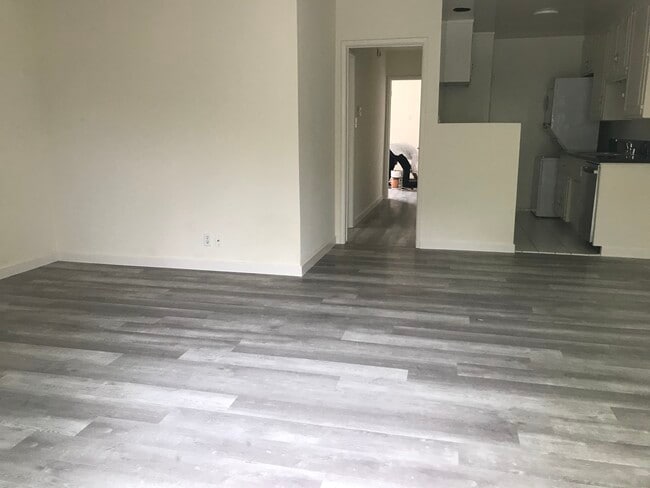 Photo - 733 Pier Ave Unit C