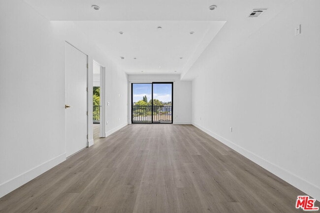 Photo - 1808 Lincoln Blvd Unit 305
