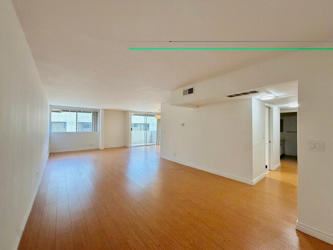 Building Photo - 14141 Dickens St Unit 311
