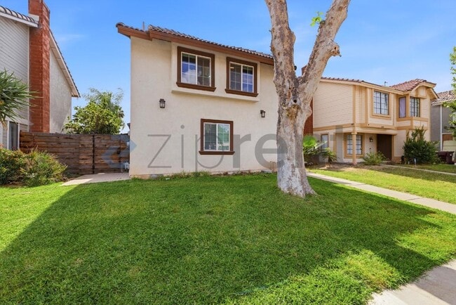 Photo - 23913 Parkland Ave