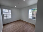 Photo - 618 W 6th St Apartment