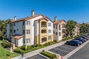 Apartment Homes - Toscana at Rancho Del Rey