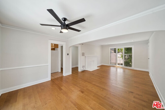 Photo - 1239 Havenhurst Dr Condo Unit 1239 1/2