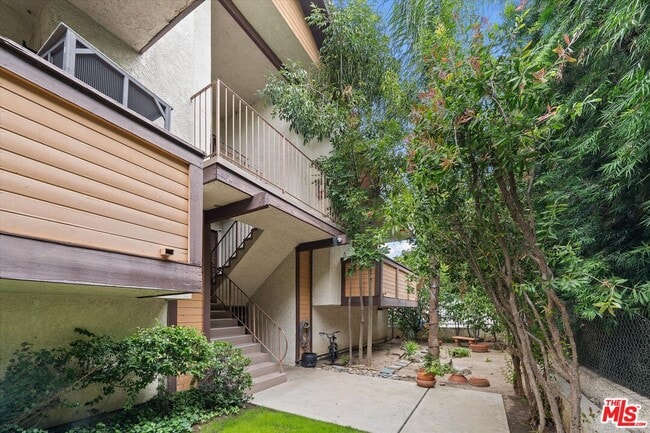 Photo - 5534 Sylmar Ave Unit 7