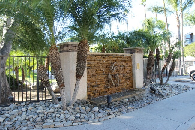 Photo - 5565 Canoga Ave Unit 112