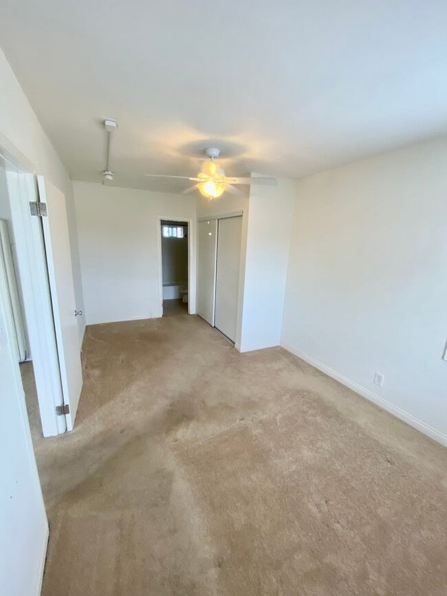 Photo - 4671 Westlawn Ave Unit 4675