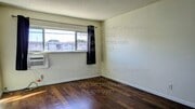 Photo - 1850 W Greenleaf Ave