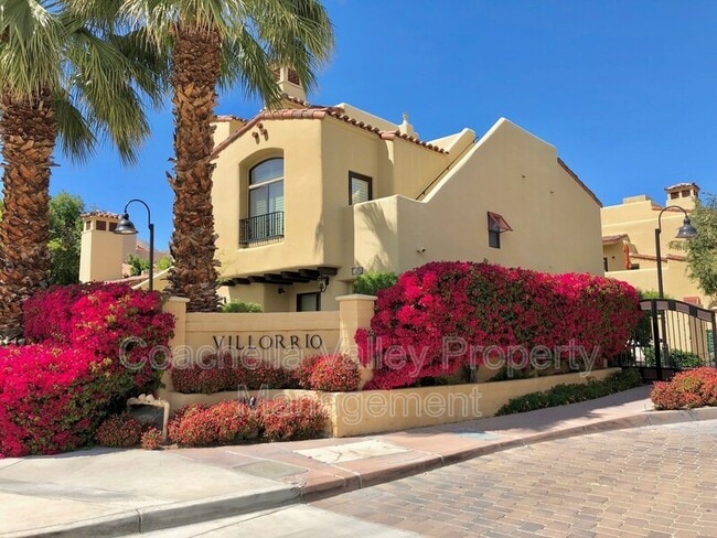 Photo - 233 Villorrio Dr E