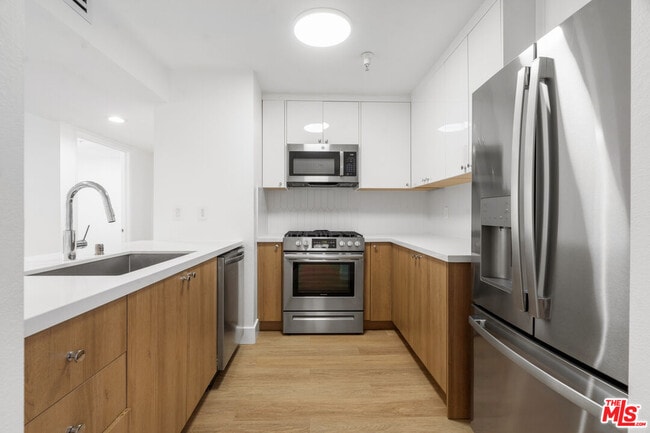 Photo - 16100 Sunset Blvd Unit 201