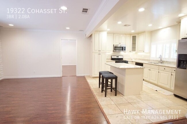 Photo - 19322 Cohasset St