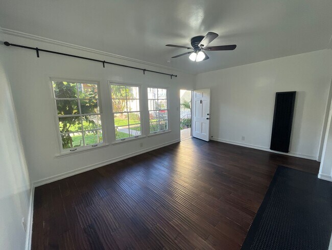 Photo - BEAUTIFUL KTOWN 1BR JUST BECOMING AVAILABLE!! Unit 19-112