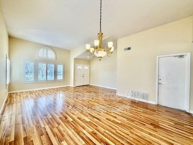 Photo - 25100 Calle Viejo