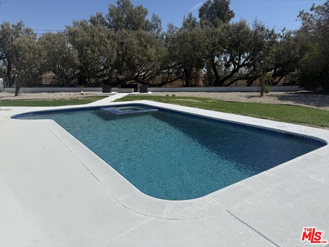 Photo - 3060 N Farrell Dr