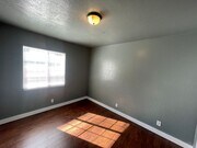 Photo - Beautiful, Spacious 3 Bedroom Property in ... Townhome