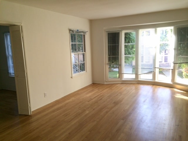 Photo - 609 Kelton Ave Apartments
