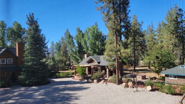 Photo - 59570 Devils Ladder Rd House