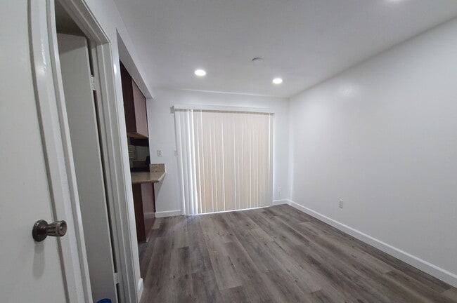 Photo - 2255 Cahuilla St Unit 148
