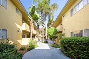 Photo - The Reef Apartments