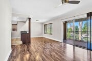 Photo - Great Two Bedroom Corner Unit in Villa Tos...