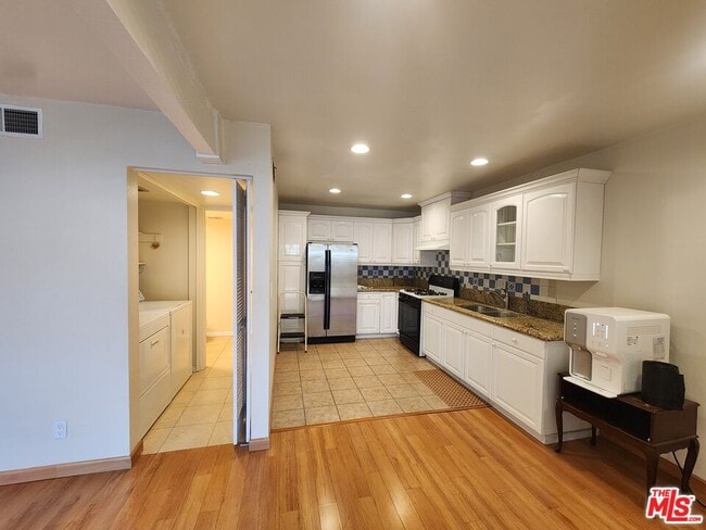 Photo - 148 Casuda Canyon Dr Unit H