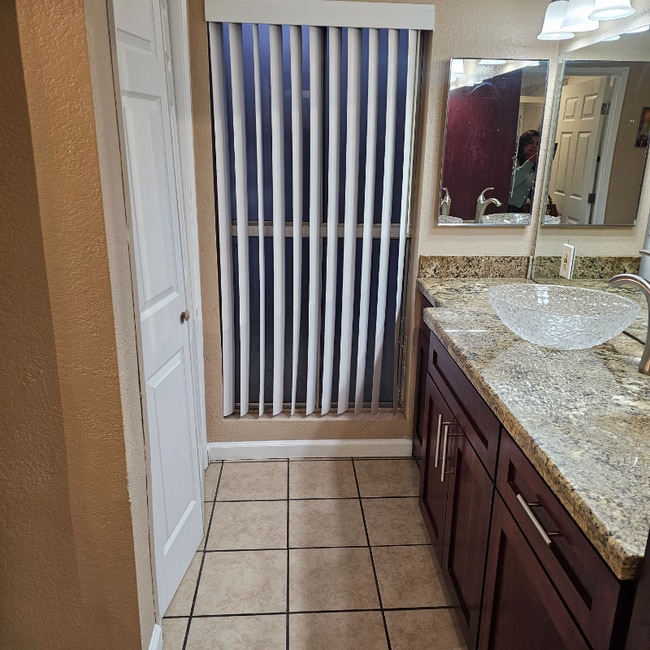 Photo - 101 W Olive Ave Unit B