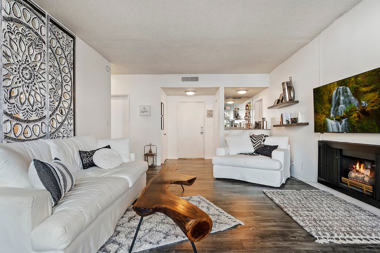 Floor Plan - 1 Bed 1.5 Bath