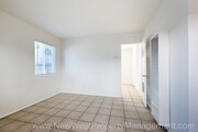 Photo - 553 22nd St