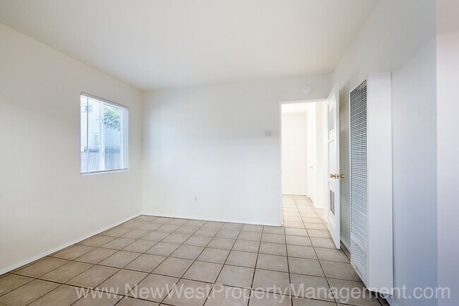 Photo - 553 22nd St