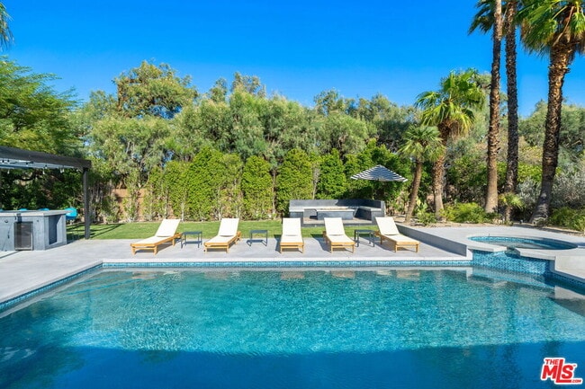 Photo - 2660 N Farrell Dr