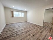 Photo - 439 S Oakhurst Dr Unit 1