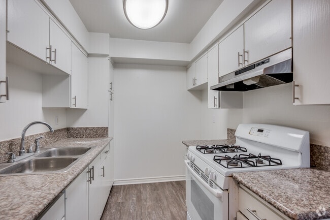 1 BR, 1 BA - Rancho La Paz Apartments - Rancho La Paz Apartments