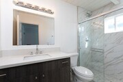 Photo - Modern Ocean Beach 1 Bed/1 Bath Apartment ... Unit 05