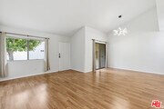 Photo - 18136 Oxnard St Unit 39